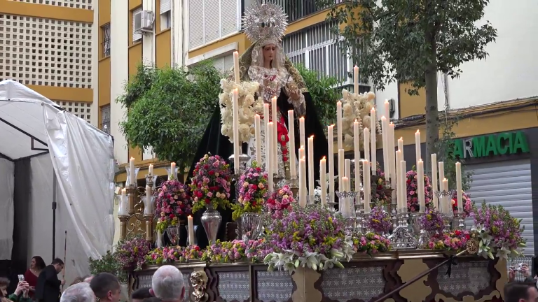 virgen del consuelo de triana - paso