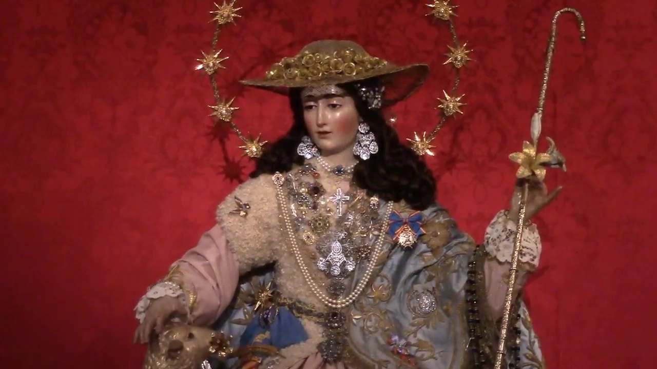 divina pastora de santa marina - besamanos